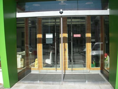 Controlportas Lda - Galeria - Portas automáticas de vidro