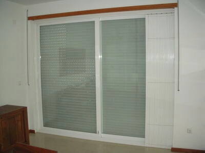Controlportas Lda - Galeria - Grades de segurança - LAGARTA