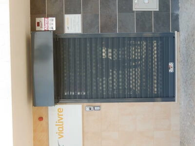 Controlportas Lda - Galeria - Grades de segurança - ENROLAR