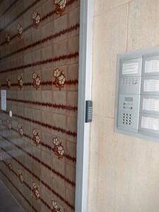 Controlportas Lda - Galeria - Controlo de Acessos com digicodes e leitores de pr
