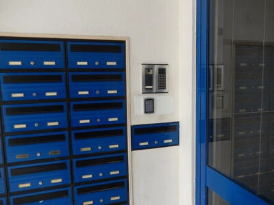 Controlportas Lda - Galeria - Controlo de Acessos com digicodes e leitores de pr